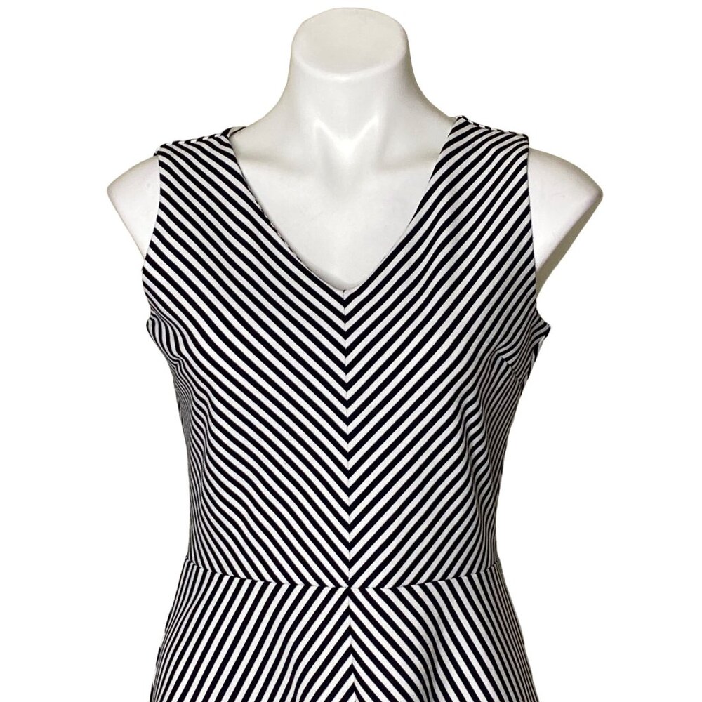 Talbots Women's Edie Knit Stripe A-Line Dress, Black & White V-Neck Size M - Picture 3 of 10